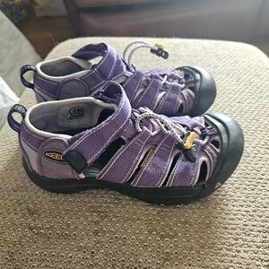 KEEN Kids Purple Sandals Size 2